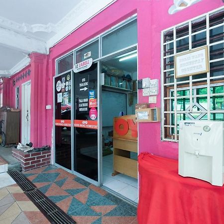 Oyo 89984 Noris Wang Homestay لومو المظهر الخارجي الصورة
