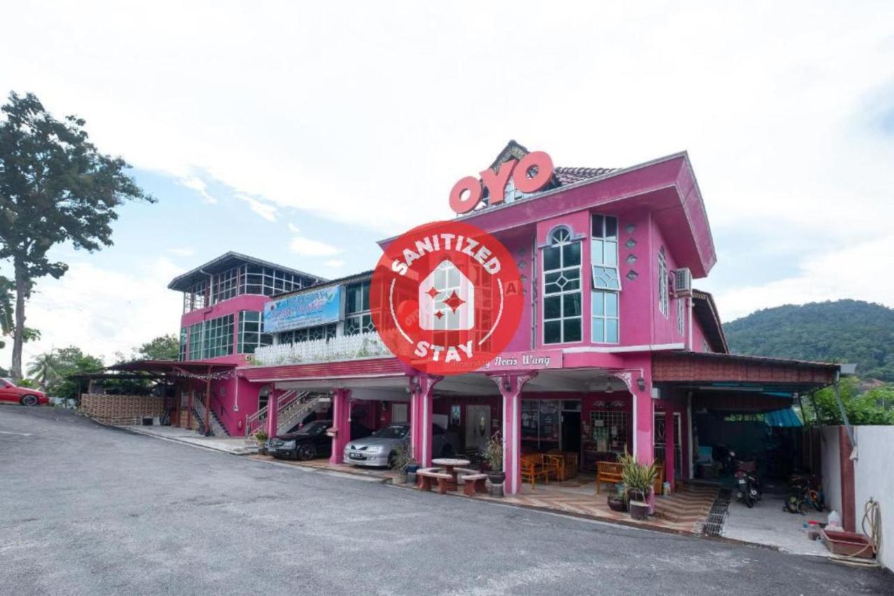 Oyo 89984 Noris Wang Homestay لومو المظهر الخارجي الصورة