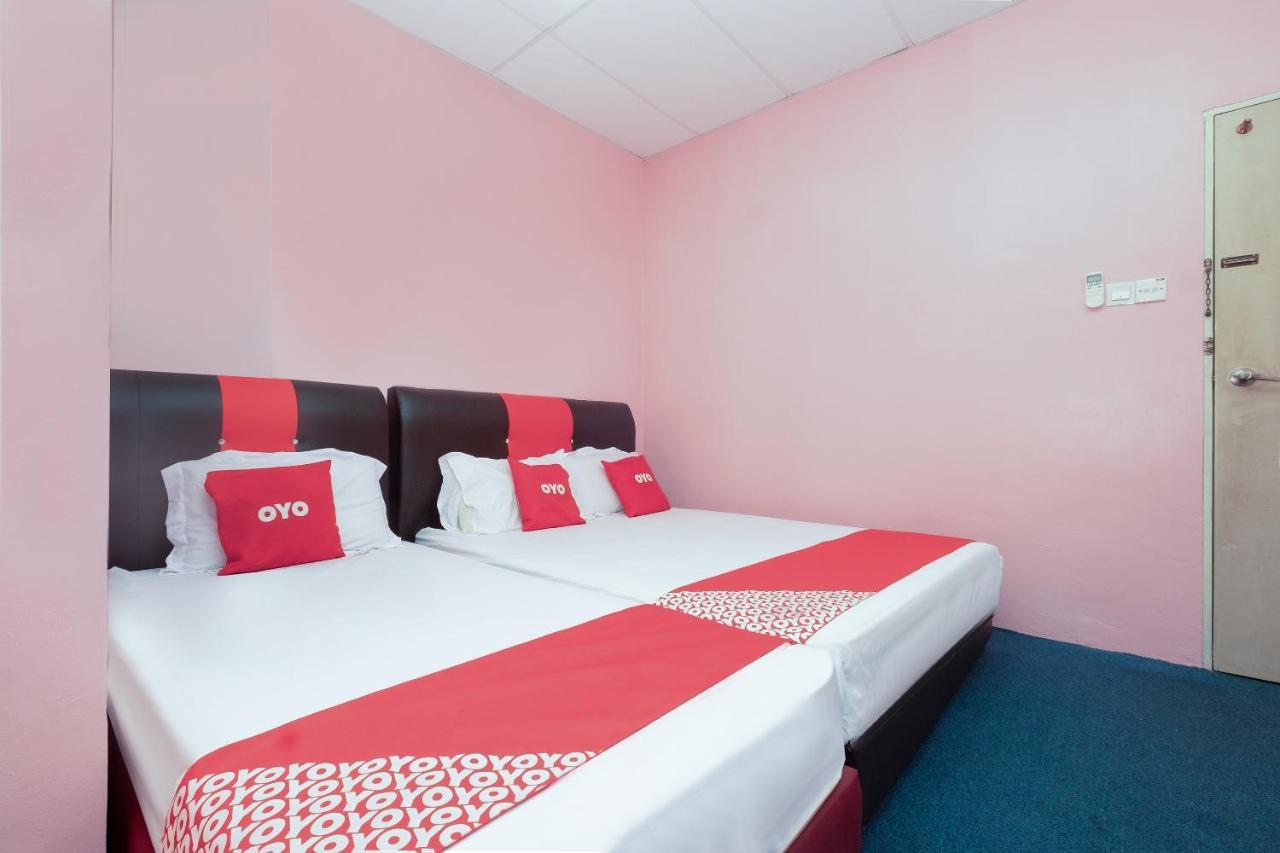 Oyo 89984 Noris Wang Homestay لومو المظهر الخارجي الصورة
